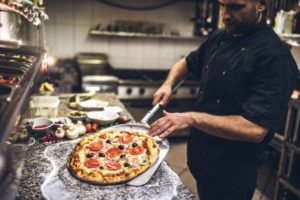 Pizzaïolo dans la grande distribution
